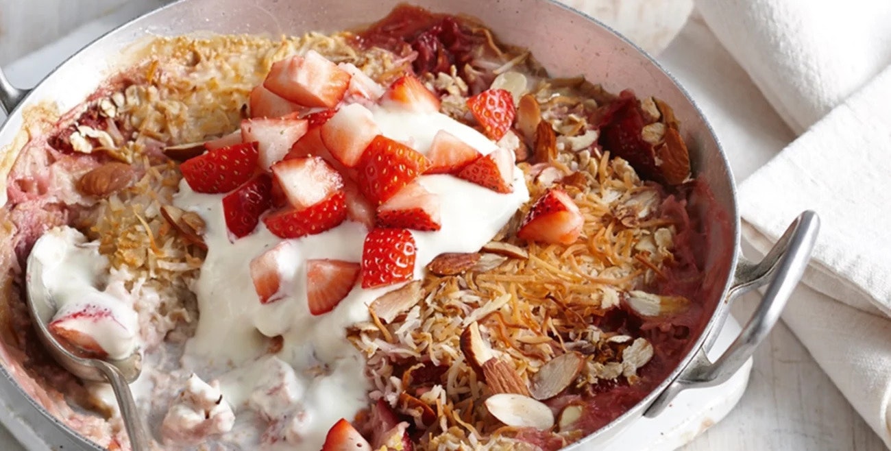 1508 vendor ut baked oats rhubarb strawberries Desktop 1300x658