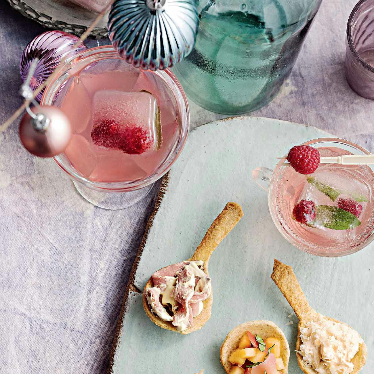 1512 sparklingrosepunch 1300x1300