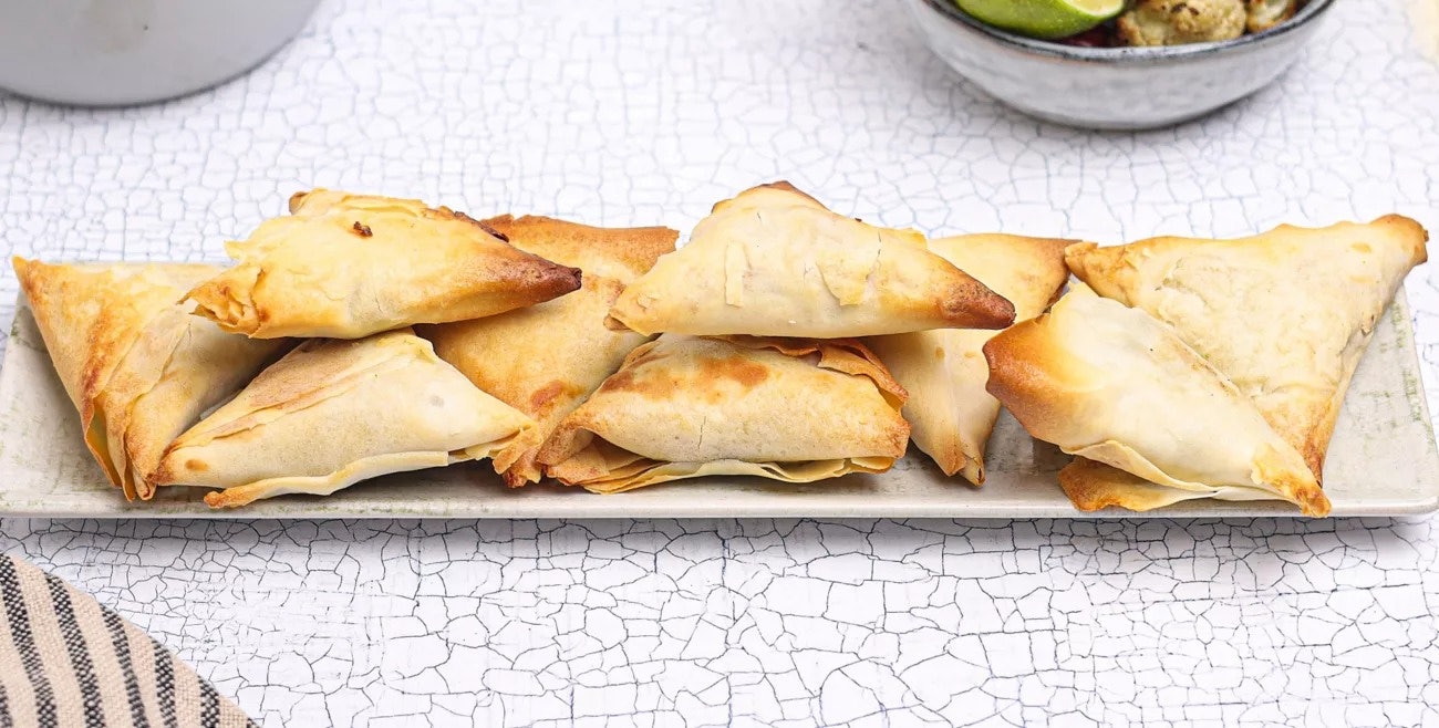 Baked Cauliflower Spinach Samosas