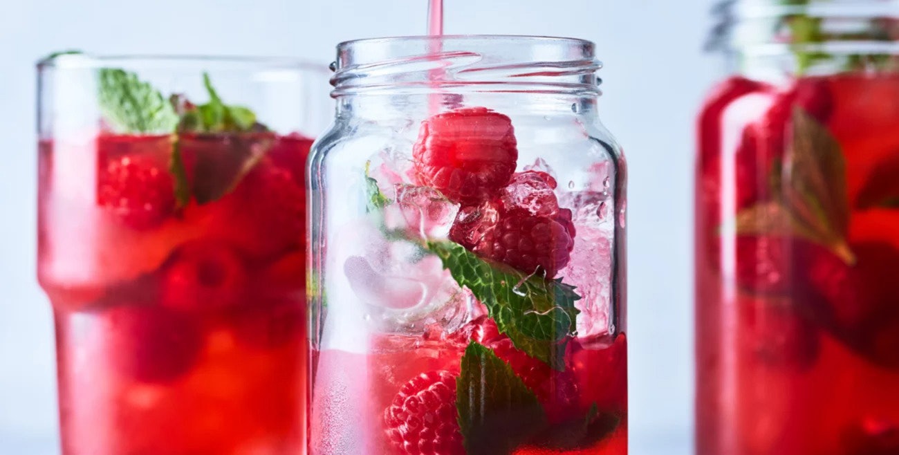 Raspberry Cinnamon Ginger Iced Tea