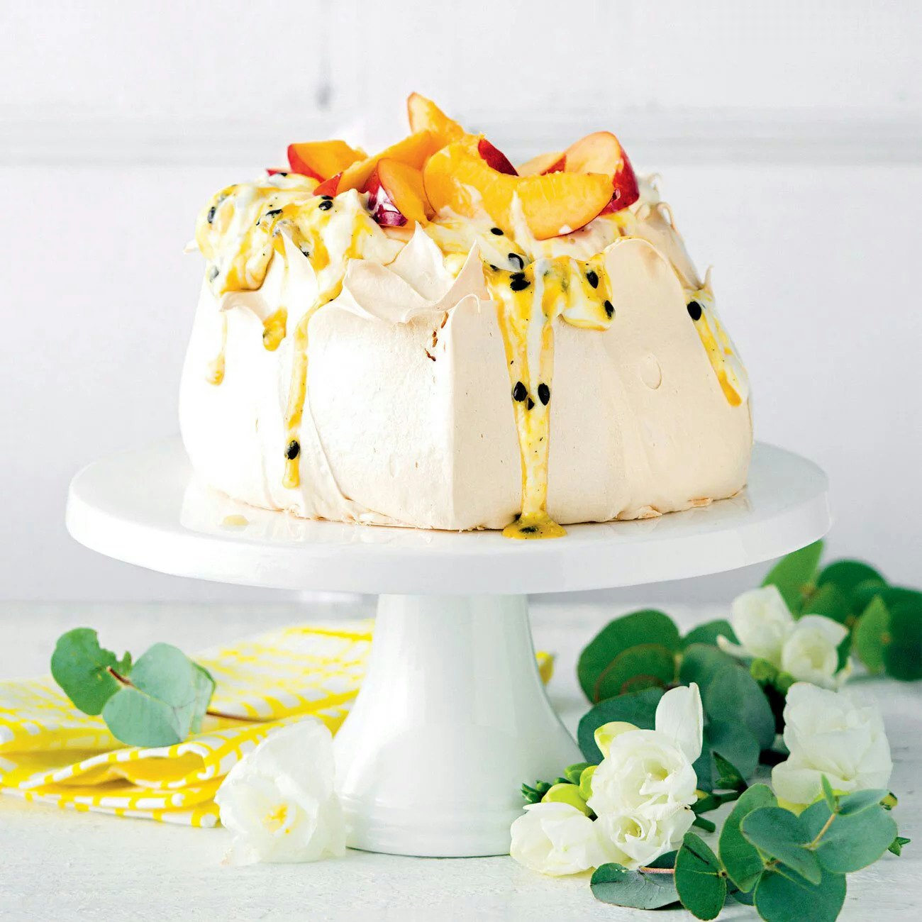 Summer Passionfruit Pavlova Freshchoice